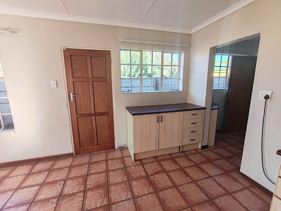 2 Bedroom Property for Sale in Potchefstroom North West